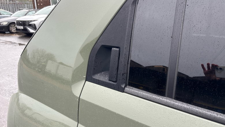 Hyundai INSTER 85kW 02 49kWh 5dr Auto Electric Hatchback